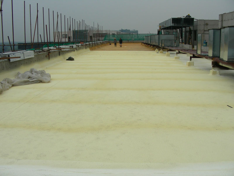 屋面喷涂硬泡聚氨酯保温防水施工工法