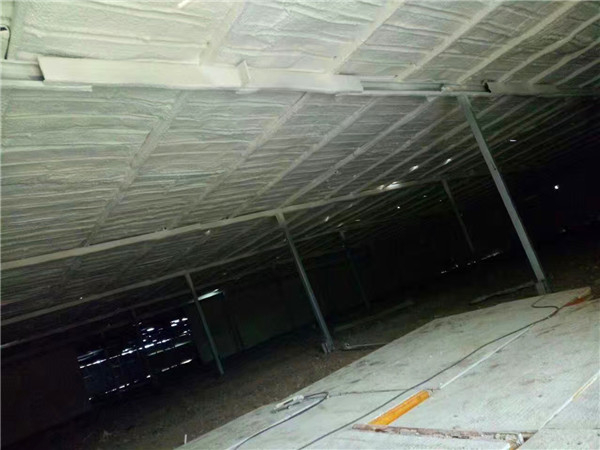 养殖场保温